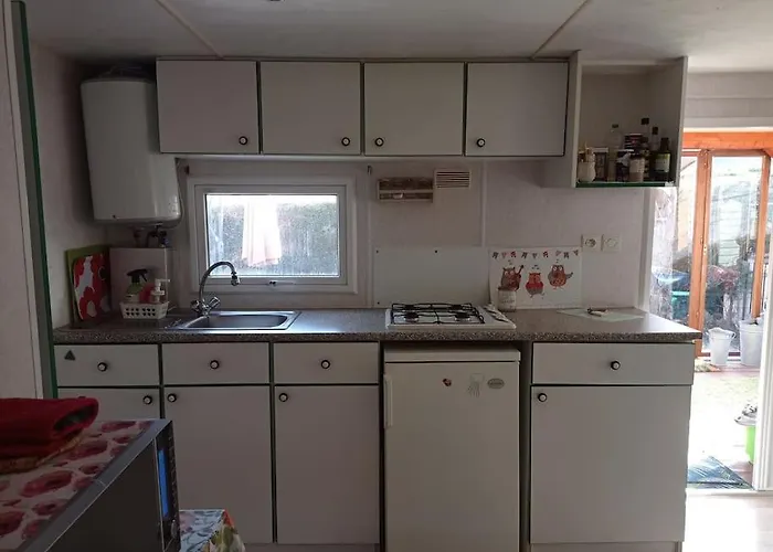 Mobile Toutes Saisons Дом отдыха Beauzac