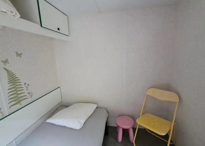 Holiday home Mobile Toutes Saisons Beauzac